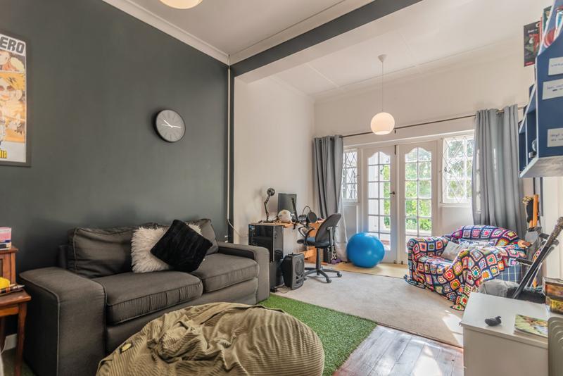 To Let 5 Bedroom Property for Rent in Zwaanswyk Western Cape